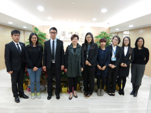 https://1000progdb.fmac.org.mo/sponsorship/何桂鈴委員與到訪的澳門大學研究生會一行合照