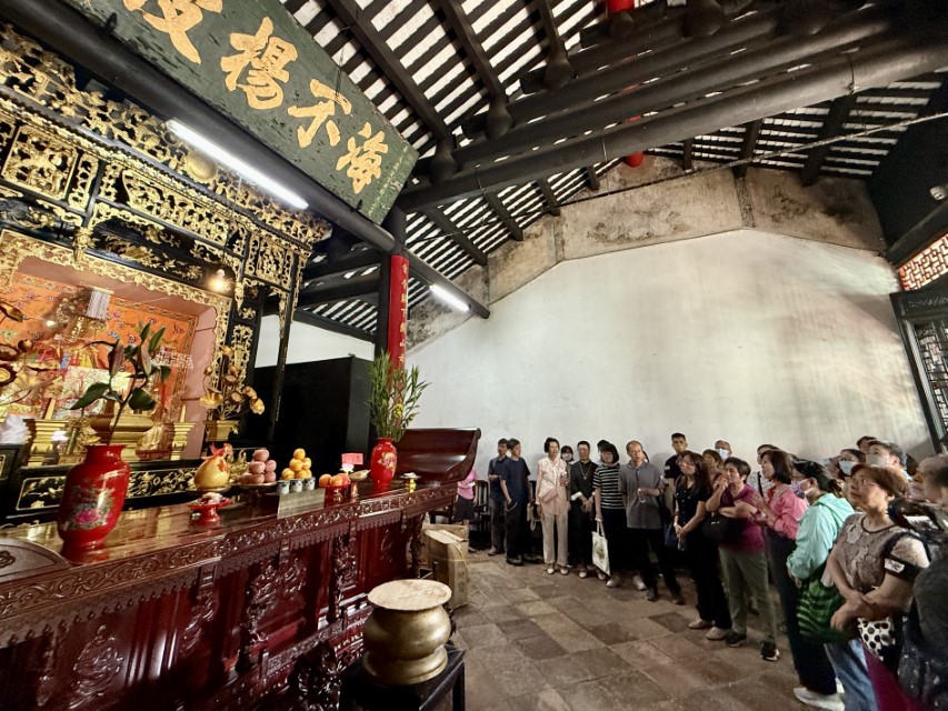 4.講座結合導賞活動，深入了解文物古蹟 (Custom).jpeg