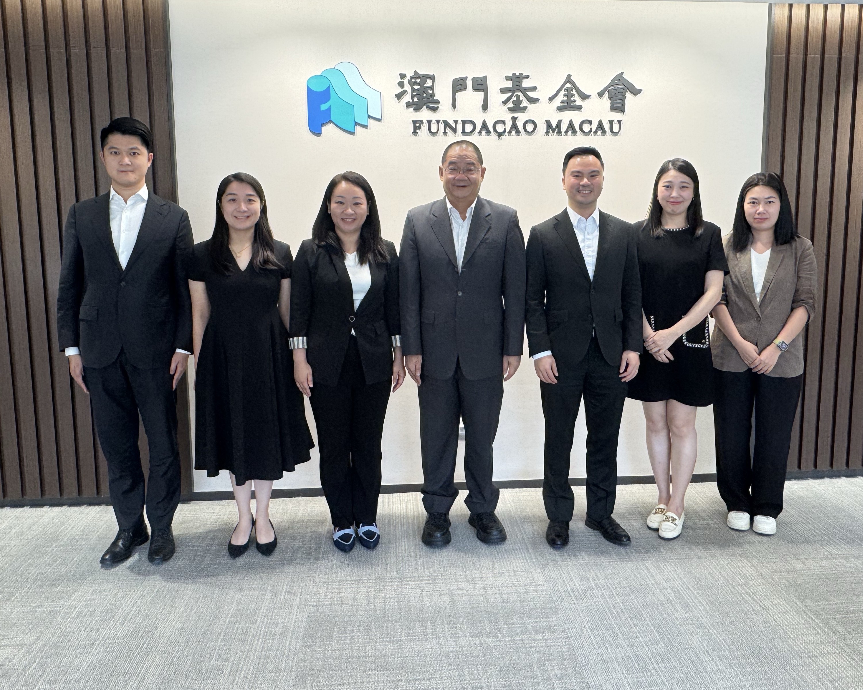 1788766931861578.jpg 合照 (Custom).jpg