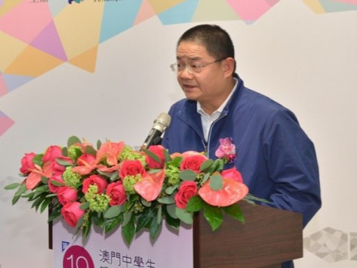 Realização grandiosa da Cerimónia de Atribuição dos Prémios da “19.ª Edição do Concurso de Comentários Escritos sobre a Leitura de um Texto aos Alunos do Ensino Secundário de Macau”