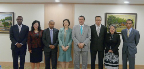 Visita de sua Excelência, o Ministro do Ensino Superior, Ciência e Inovação de Cabo Verde, Dr. António Correia e Silva à Fundação Macau