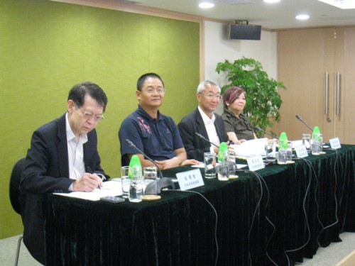 Fundação Macau volta a distribuir Prendas do Festival de Bolo Lunar, em cooperação com as Associações