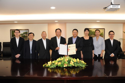 A Fundação Macau e a Fundação Soong Ching Ling da China assinaram protocolo de cooperação