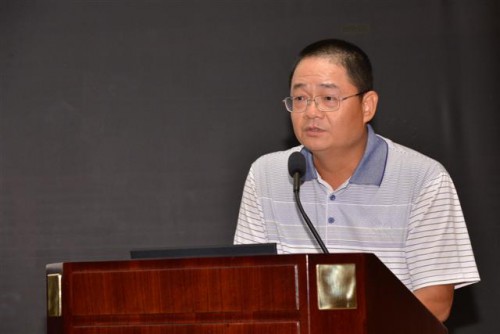 Seminário sobre “Protecção da Cultura de Macau – Exemplo do Estudo de Campo sobre Canções Folclóricas de Macau” organizado pela Fundação Macau com o objectivo de promover a edição da “Colectânea das Crónicas das 10 Artes e Cultura Chinesa” e a protecção da cultura local