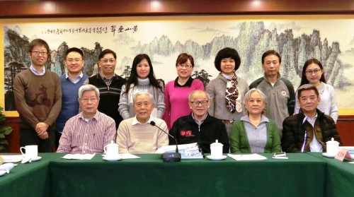 Participantes na reunião de avaliação do projecto inicial “Baladas Chinesas ‧ Tomo de Macaup”