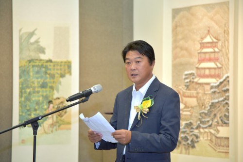 O Sr. Wan Huizhi fez uso de palavras