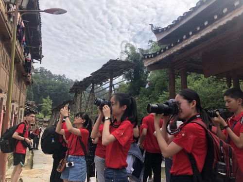 Os alunos tiraram fotografias