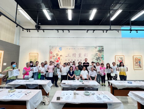 參加者與任夢熊合照