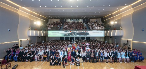 2025年“中國京劇藝術團”赴澳門演出交流<br>澳門聖保祿學校校園導賞圓滿舉行