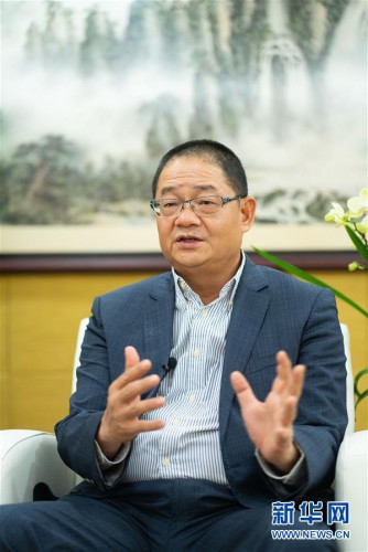“一國兩制”給澳門創造發展的大舞臺——訪澳門基金會行政委員會主席吳志良